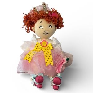 Madame Alexander Fancy Nancy Tea Party 18" Cloth Doll painted features yarn hair